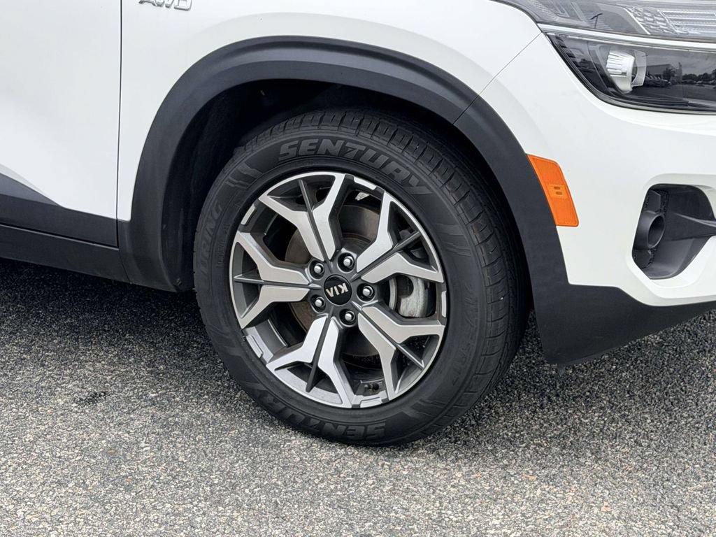 Used 2021 Kia Seltos EX AWD/4WD image 7