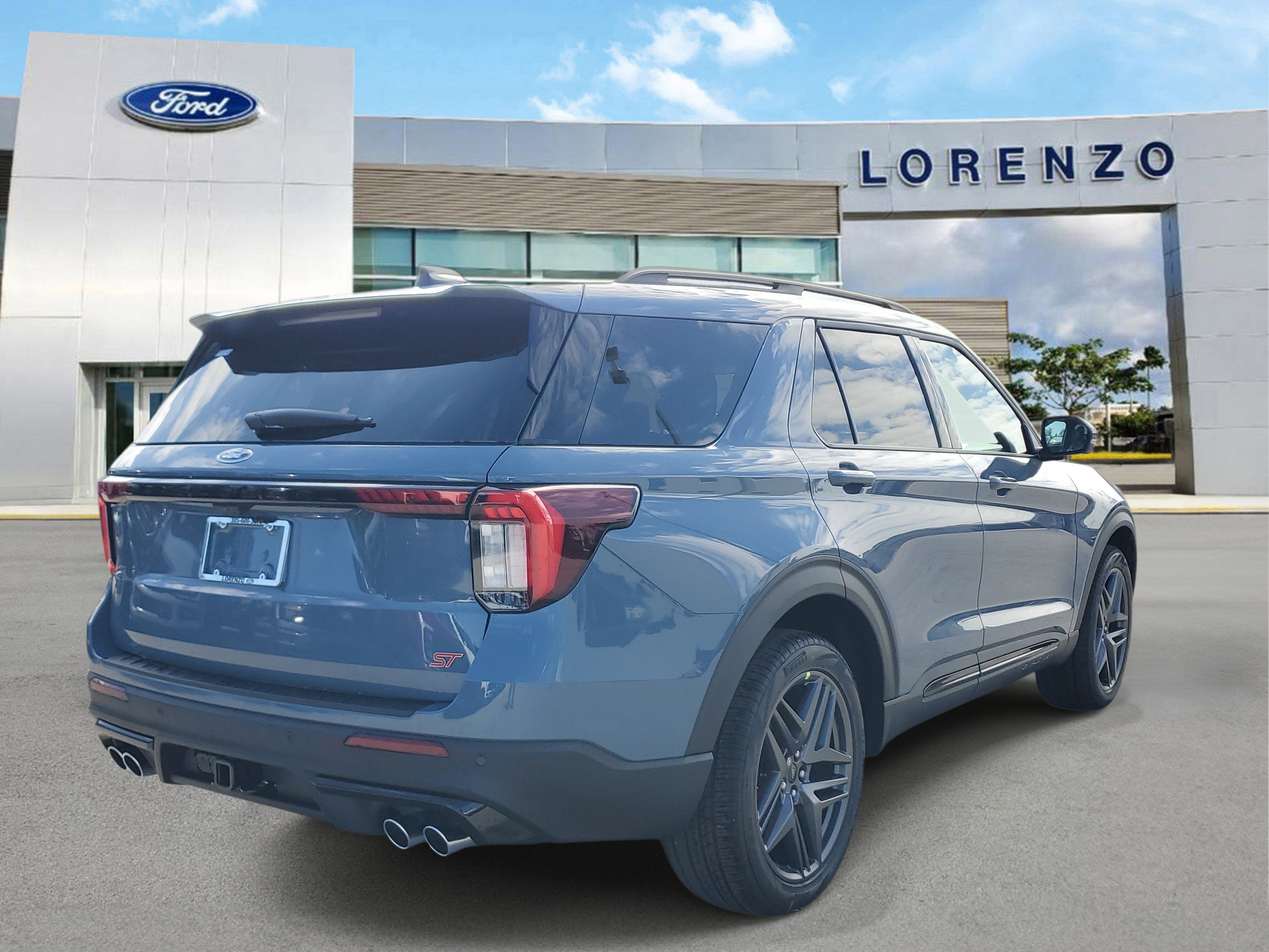 New 2026 Ford Explorer ST AWD/4WD image 4