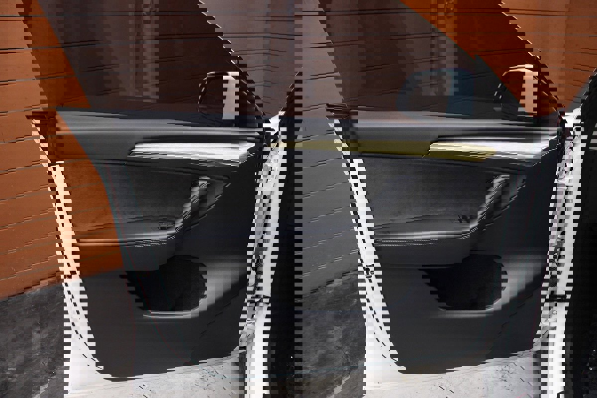 Used 2023 Tesla Model Y Long Range image 29