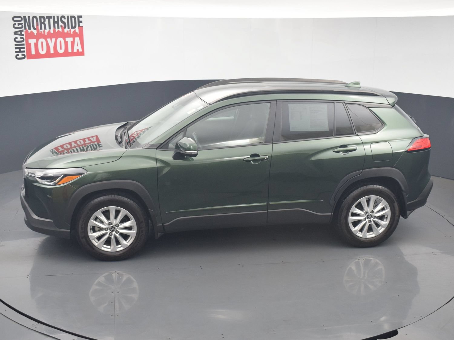 Used 2023 Toyota Corolla Cross LE FWD image 9
