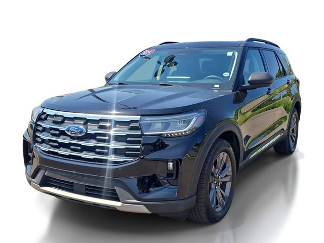 Certified 2025 Ford Explorer Active w/ Active Comfort Package AWD/4WD image 2