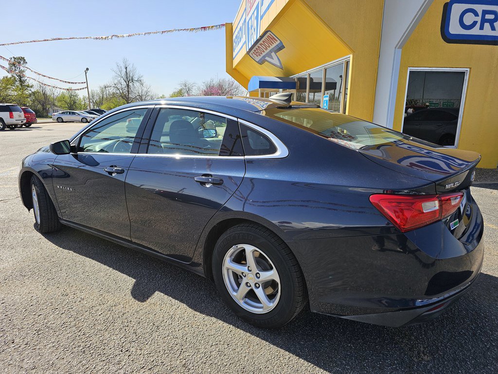 Used 2017 Chevrolet Malibu LS image 26