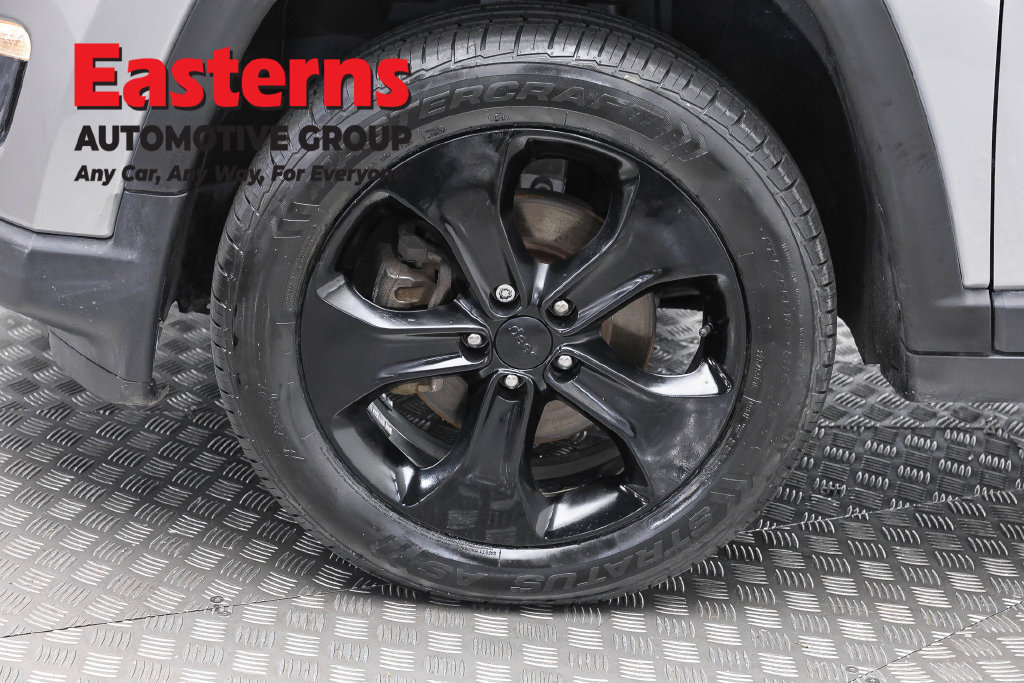 Used 2020 Jeep Compass Latitude AWD/4WD image 34