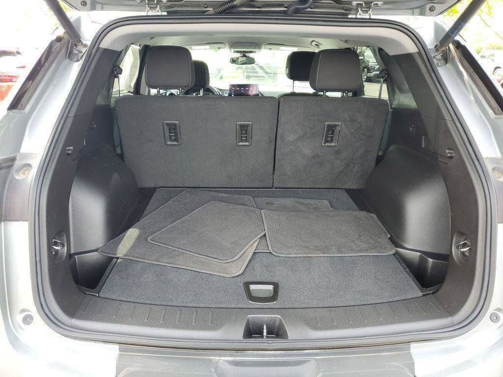 Certified 2023 Chevrolet Blazer LT w/ Convenience Package FWD image 30
