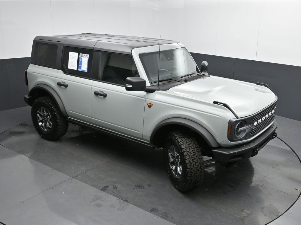 Used 2024 Ford Bronco Badlands image 42