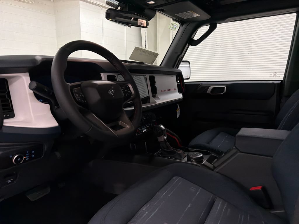 New 2026 Ford Bronco Heritage Edition AWD/4WD image 6