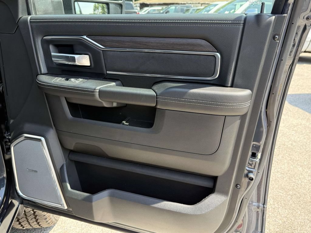 New 2026 RAM 2500 Laramie AWD/4WD image 22