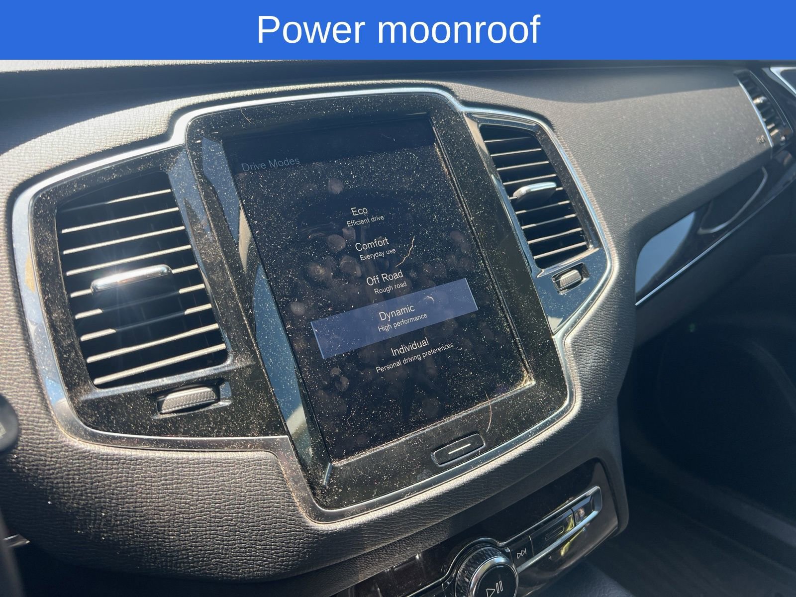 Used 2017 Volvo XC90 T5 Momentum w/ Vision Package image 14