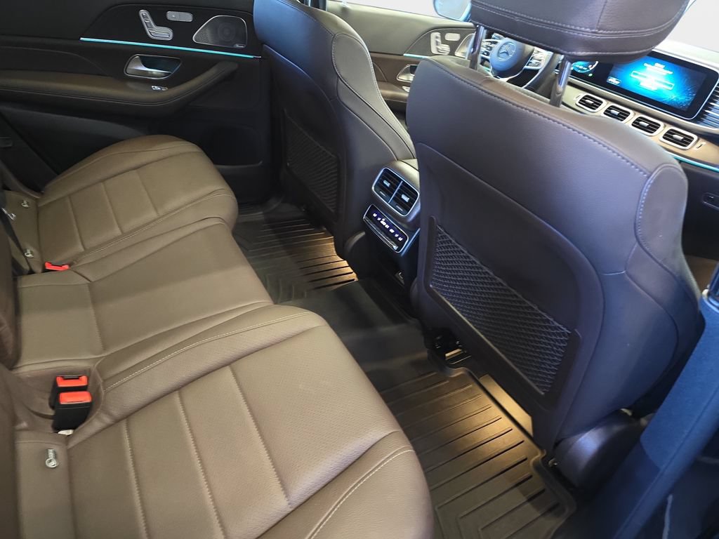 Used 2021 Mercedes-Benz GLS 450 4MATIC image 13