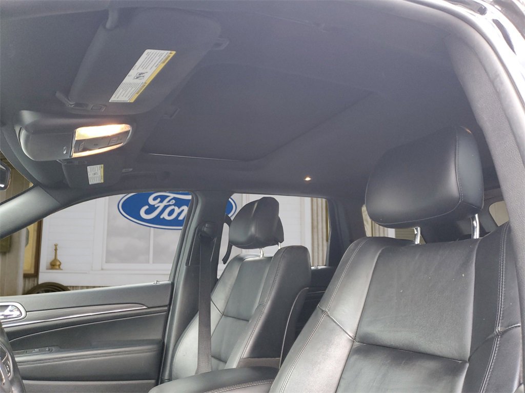 Used 2022 Jeep Grand Cherokee Limited image 11