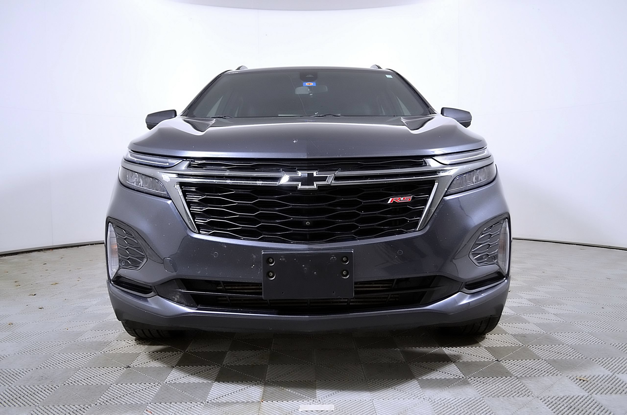 Used 2022 Chevrolet Equinox RS w/ Infotainment Package FWD image 5