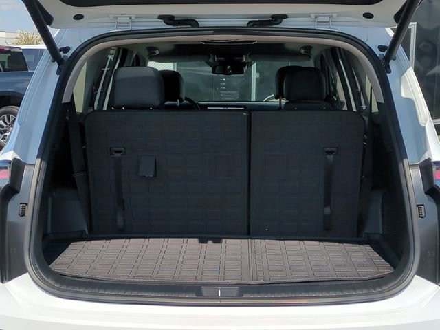 Used 2025 Kia Telluride EX w/ EX Captain's Chair Package FWD image 31