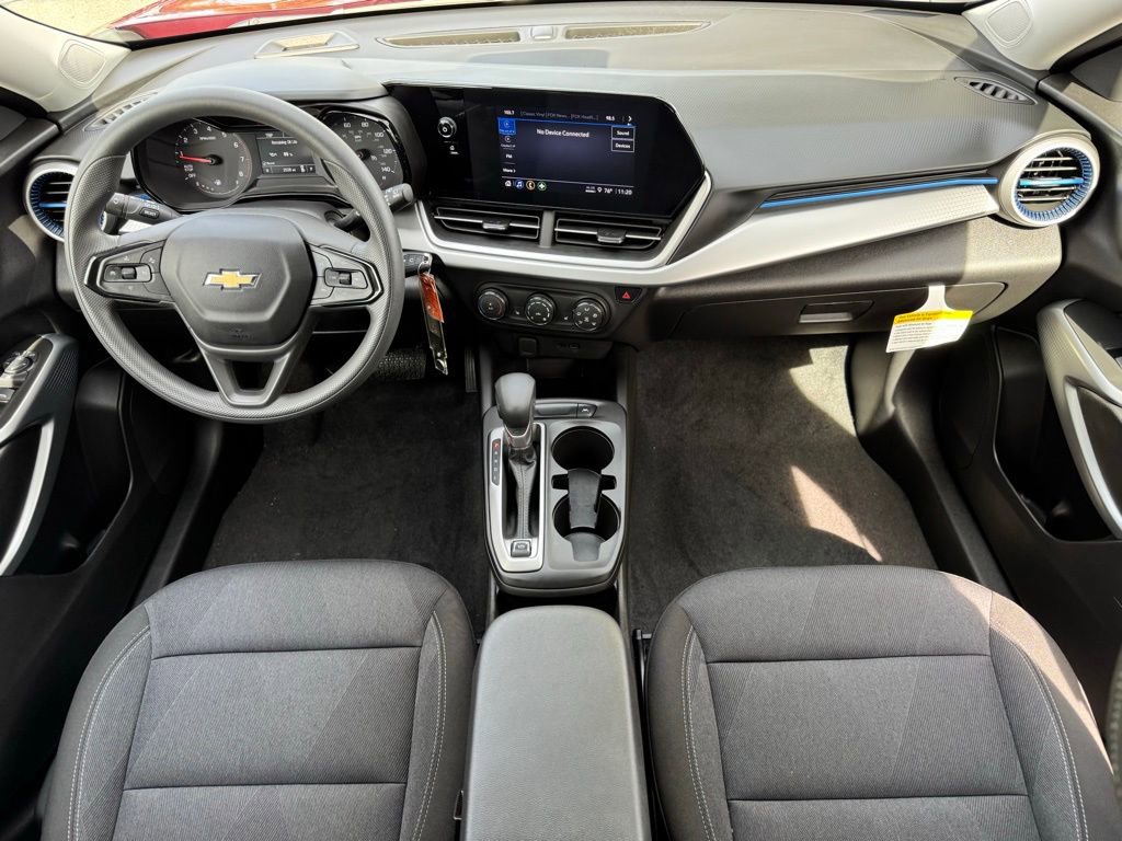 Used 2025 Chevrolet Trax LS w/ LS Convenience Package image 22