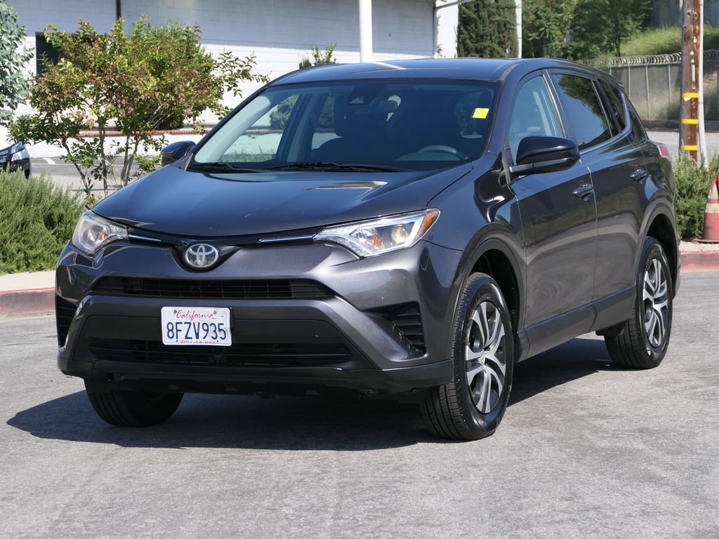 Used 2018 Toyota RAV4 LE w/ All Weather Liner Package FWD image 7