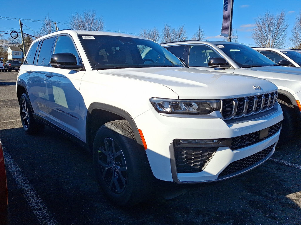 New 2026 Jeep Grand Cherokee Limited image 3