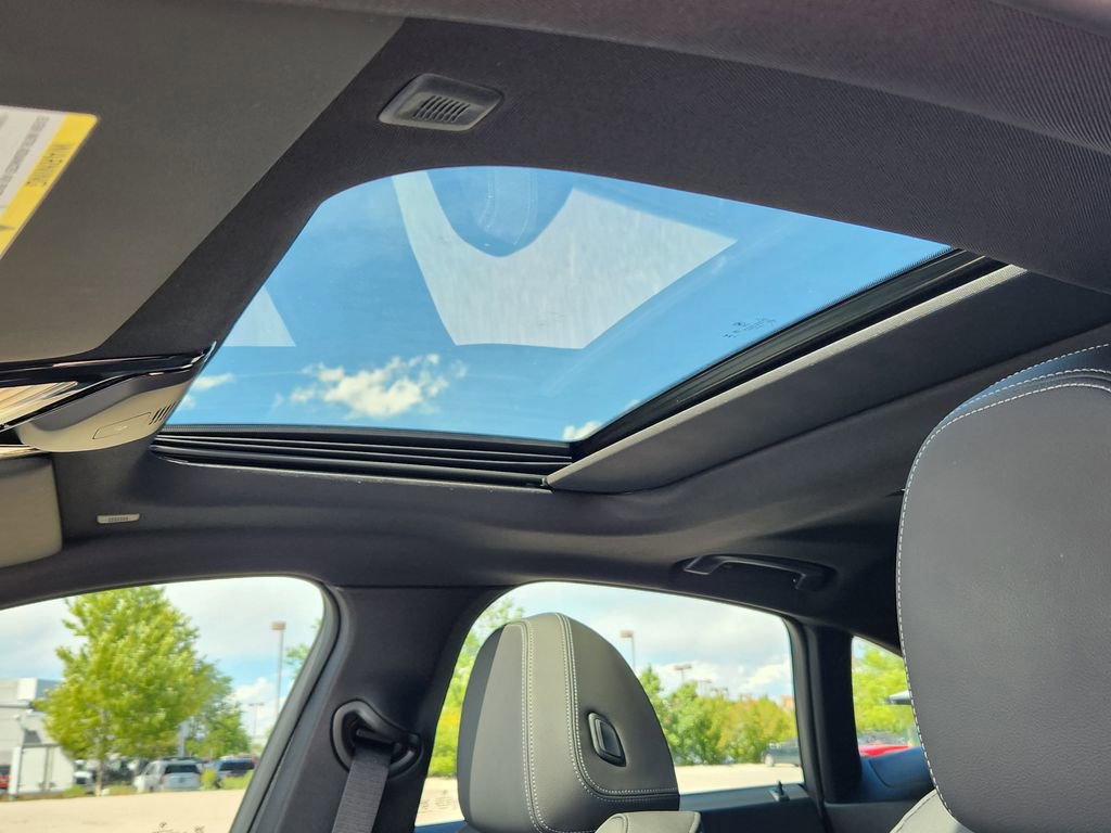 Used 2025 BMW i4 xDrive40i w/ M Sport Package AWD/4WD image 28