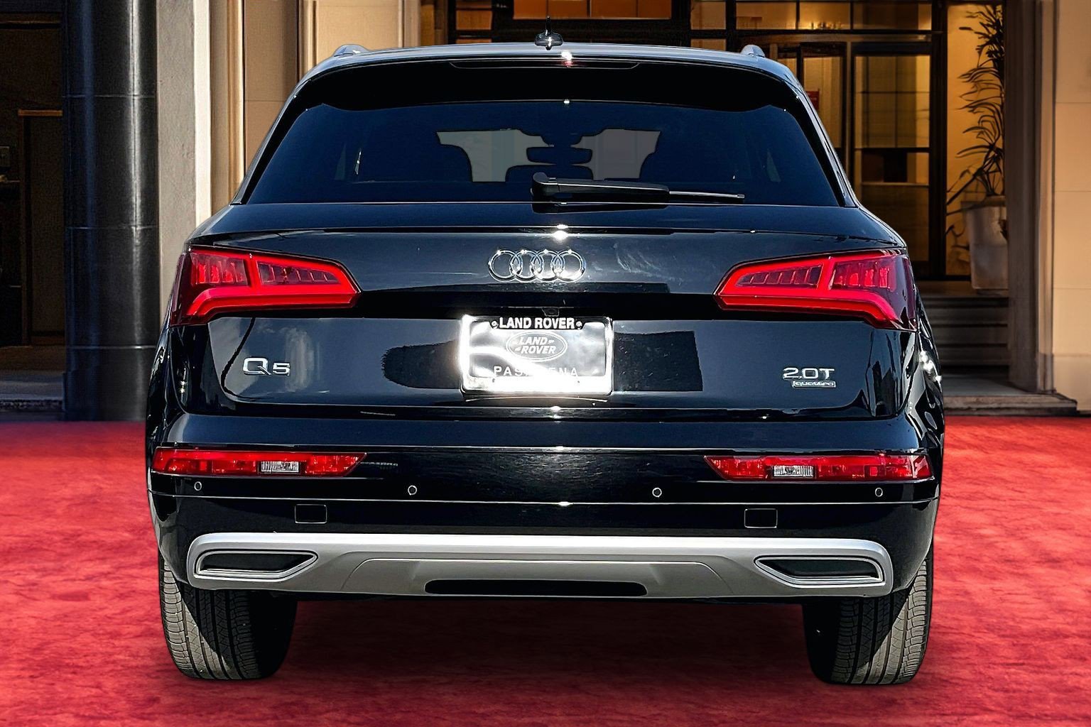 Used 2018 Audi Q5 2.0T Premium Plus w/ Premium Plus Package AWD/4WD image 4