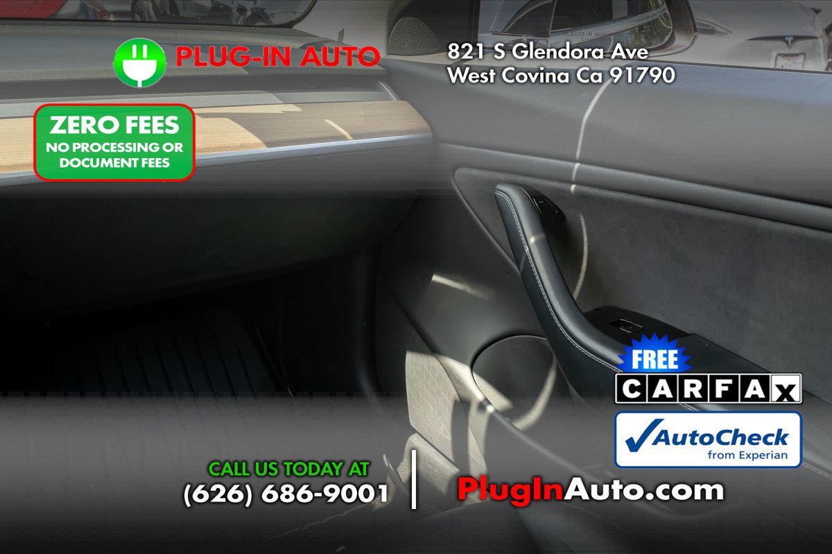 Used 2018 Tesla Model 3 Mid Range RWD image 17