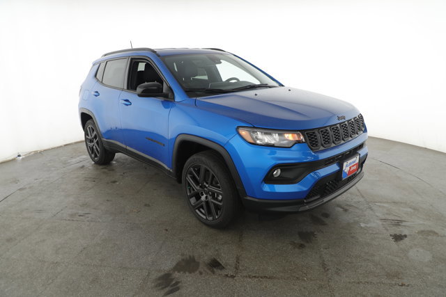 New 2026 Jeep Compass Latitude image 5