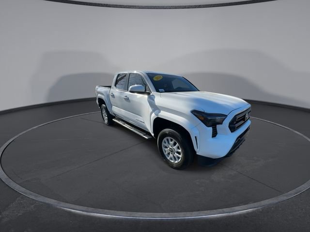 Used 2024 Toyota Tacoma SR5 image 3