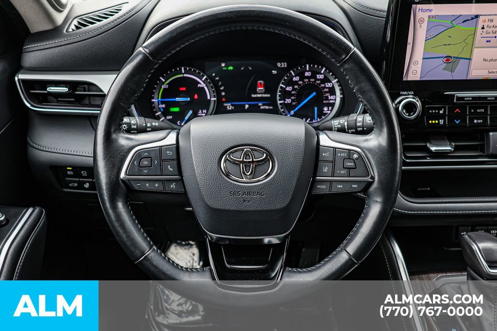 Used 2021 Toyota Highlander Platinum image 33