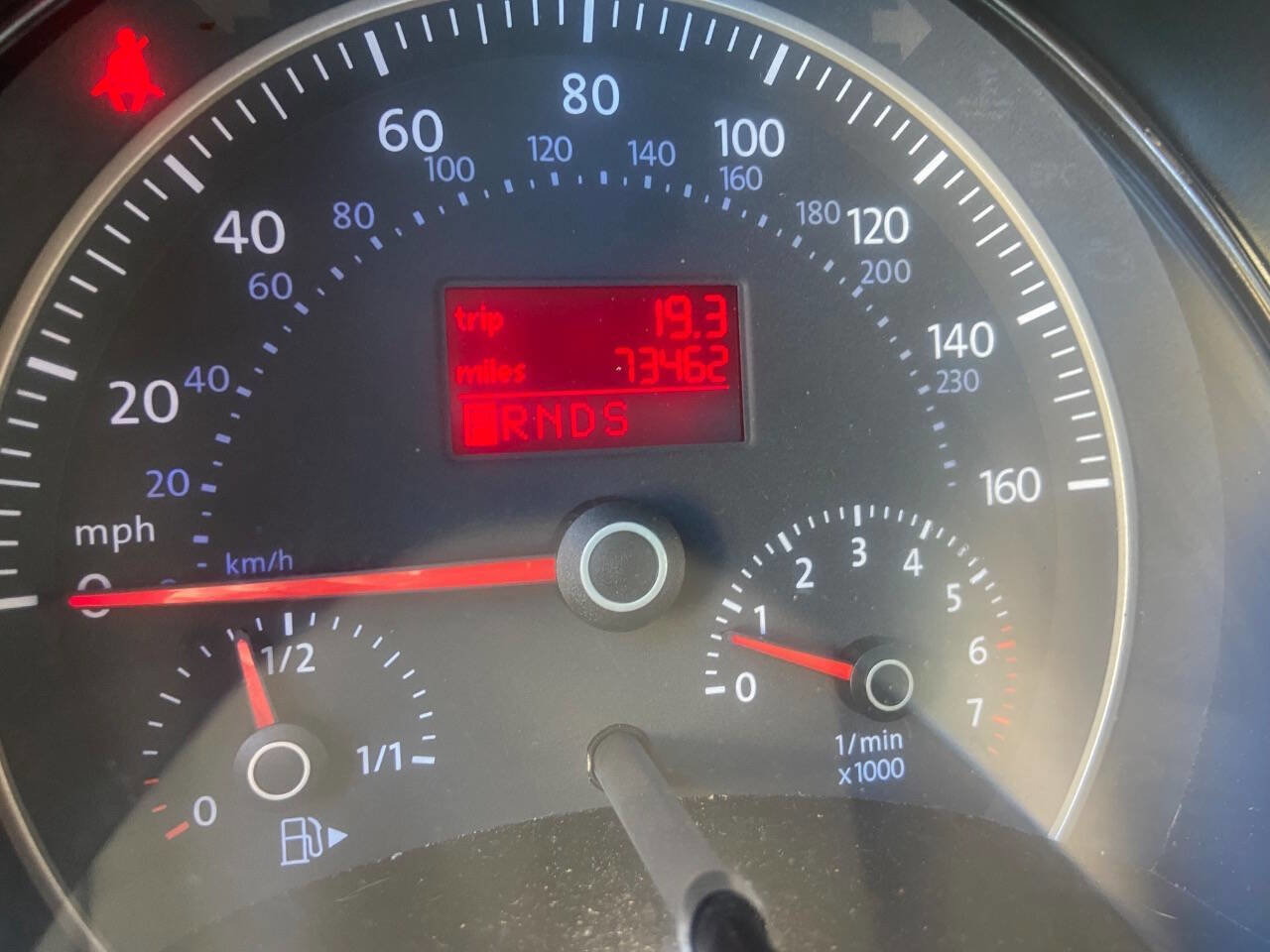 Used 2009 Volkswagen Beetle Blush image 5