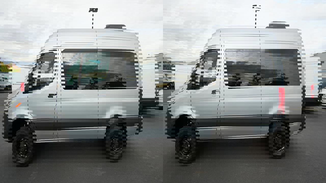 New 2025 Mercedes-Benz Sprinter 2500 image 4