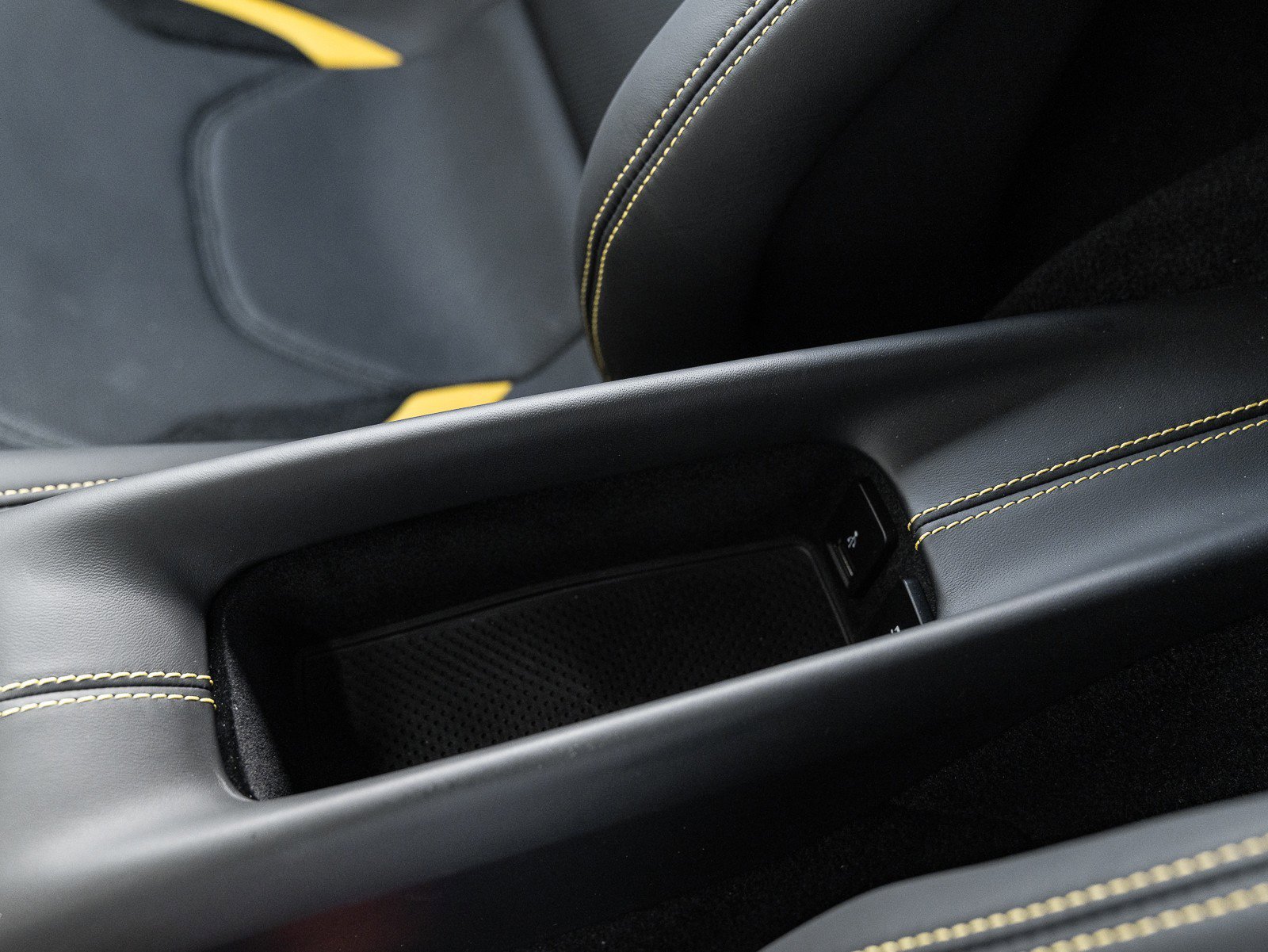 Used 2024 Ferrari 296 GTB image 39