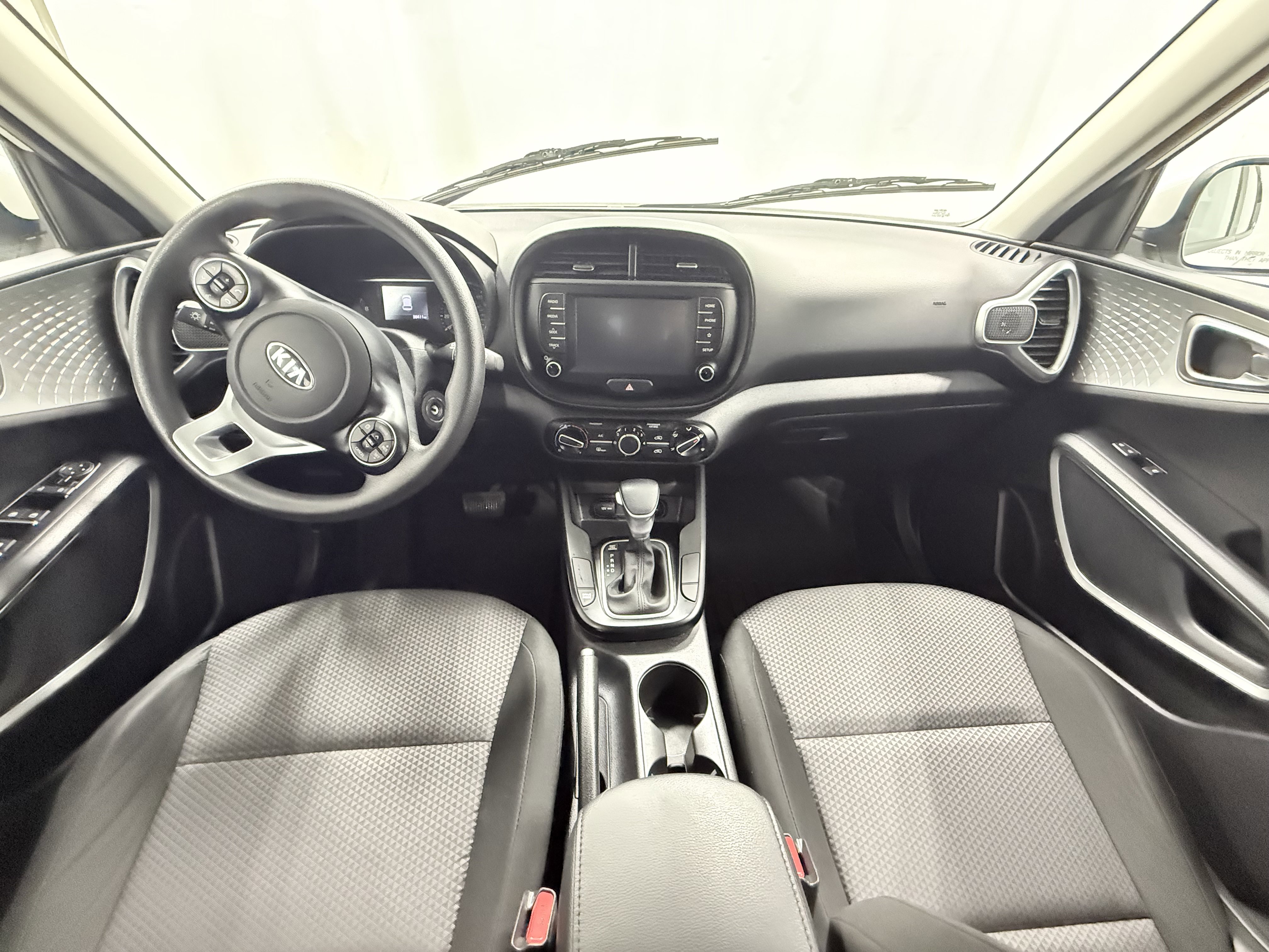 Used 2021 Kia Soul LX image 12