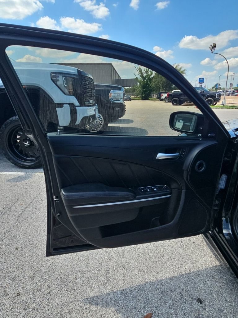 Used 2023 Dodge Charger Scat Pack RWD image 10