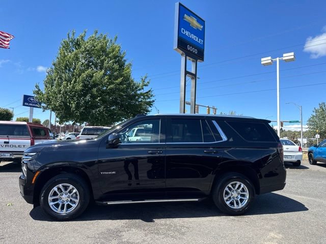 Used 2025 Chevrolet Tahoe LT AWD/4WD image 2