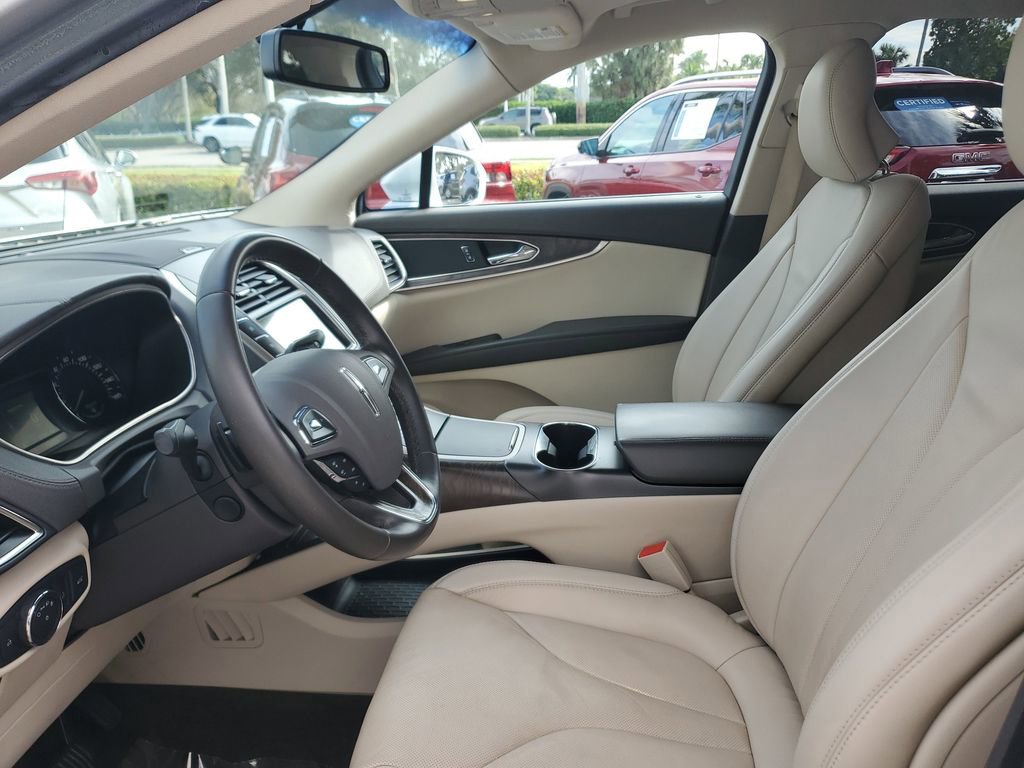 Used 2018 Lincoln MKX Reserve image 21