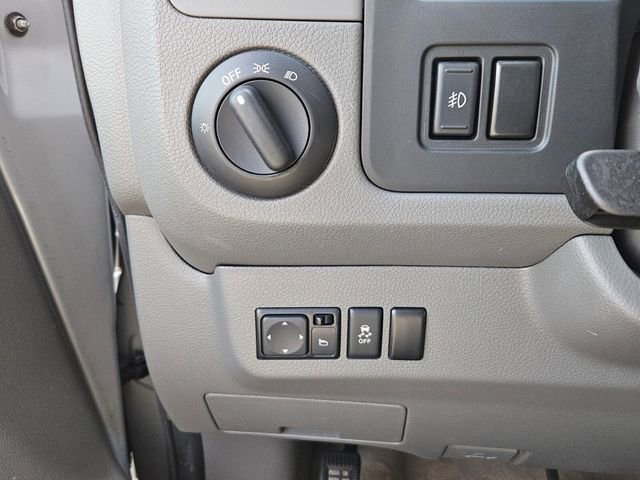 Used 2019 Nissan NV 3500 SL image 25