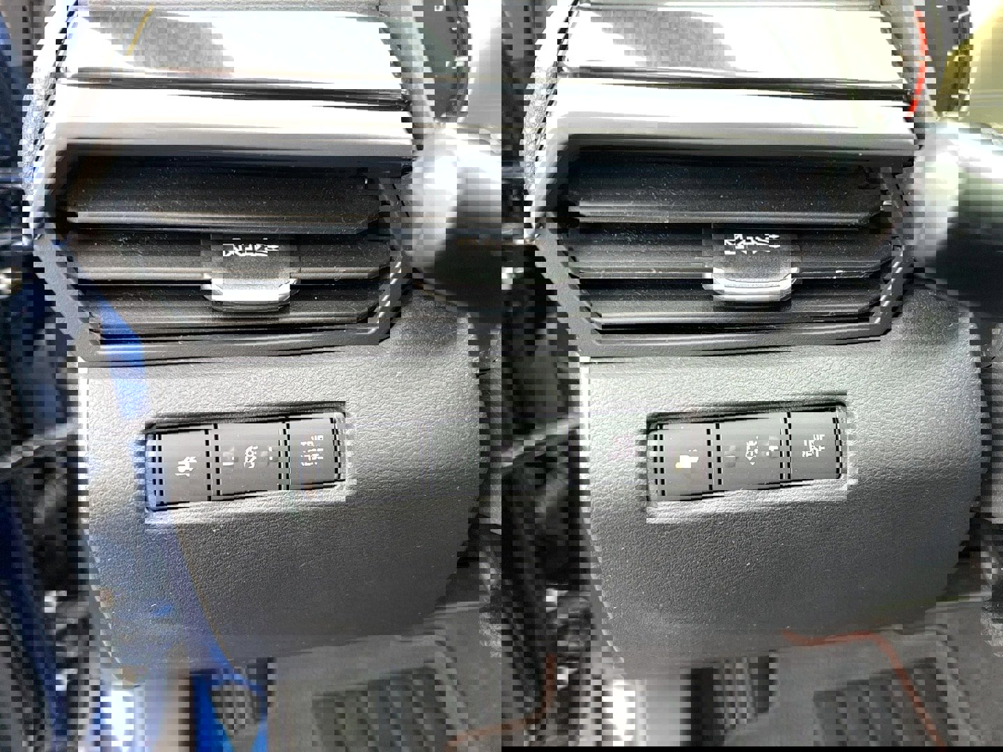 Used 2024 Nissan Altima 2.5 SR w/ SR Premium Package image 15