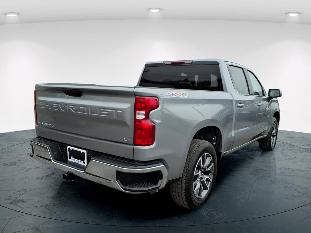 Used 2023 Chevrolet Silverado 1500 LT image 3