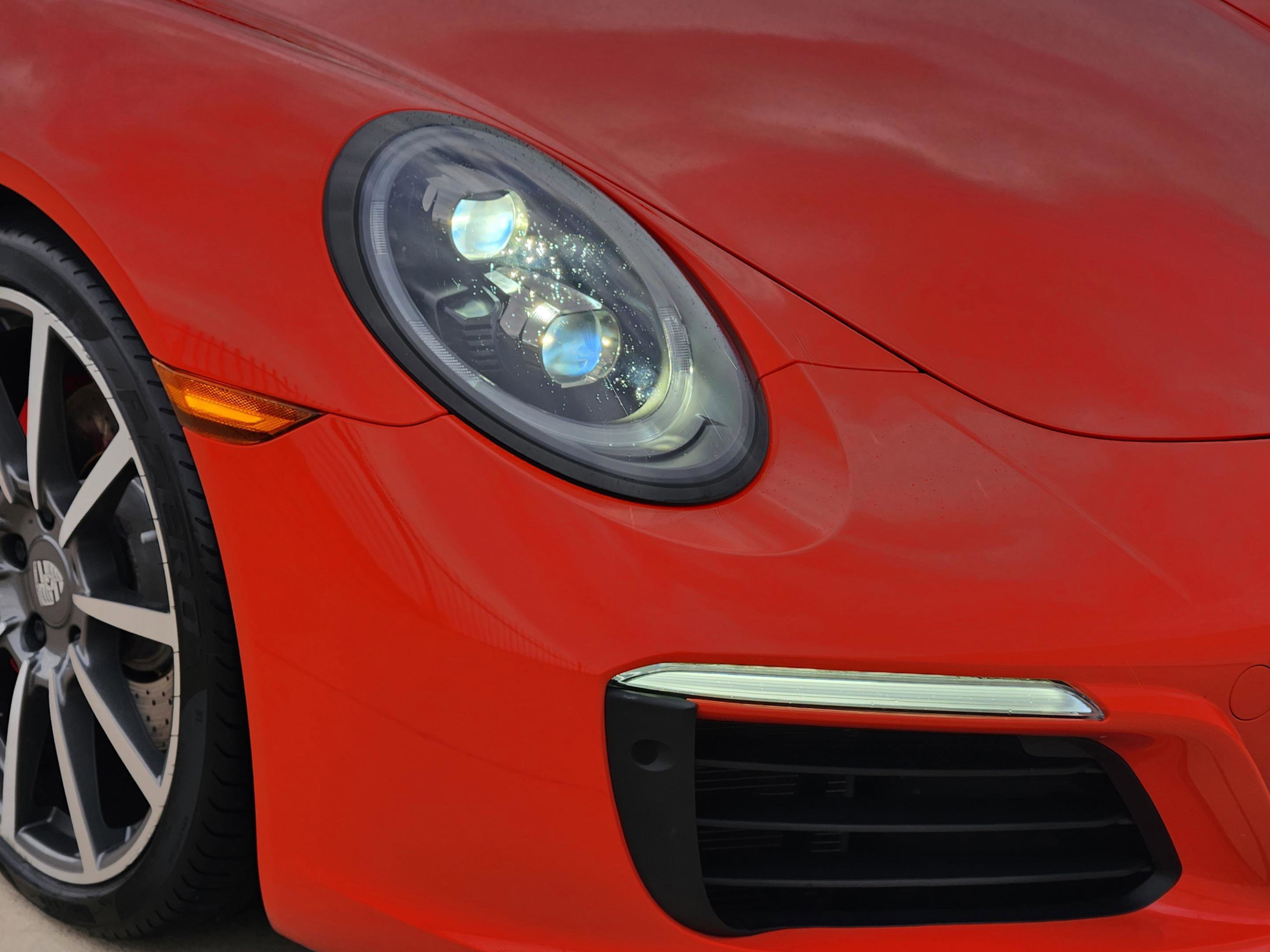 Used 2019 Porsche 911 Carrera 4S AWD/4WD image 7