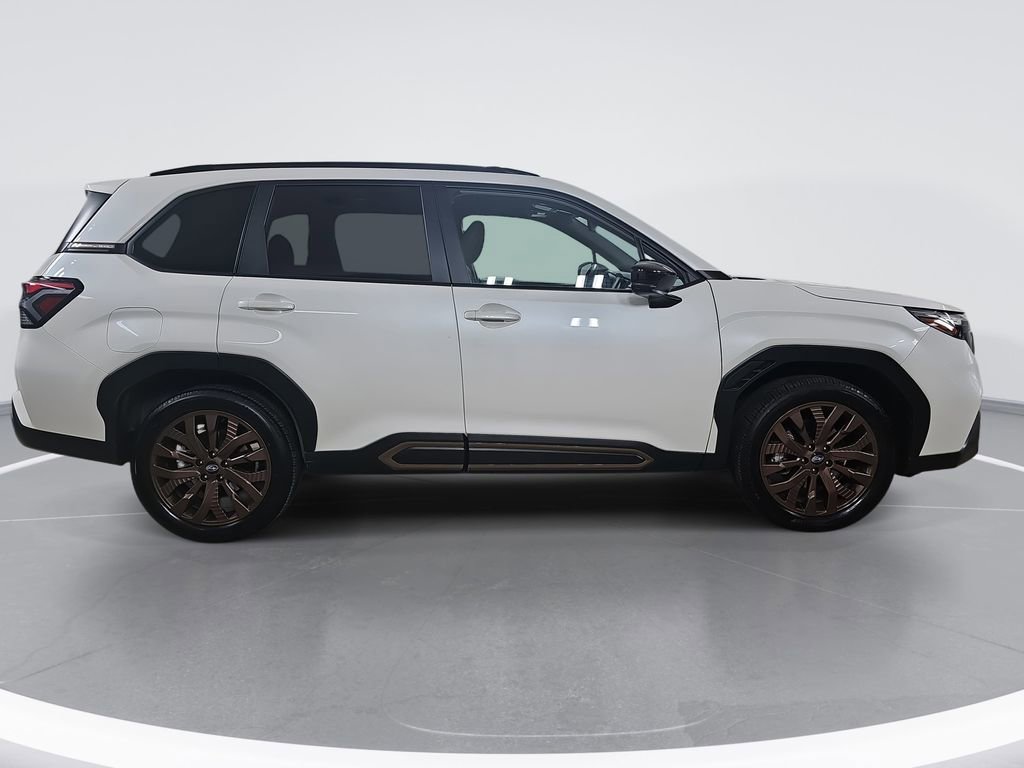 Used 2025 Subaru Forester Sport image 2