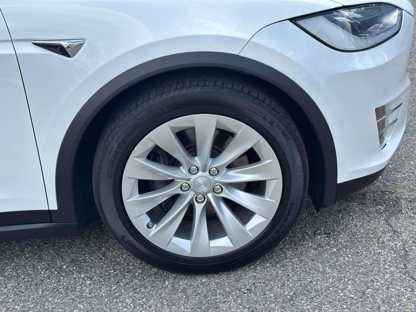 Used 2019 Tesla Model X 100D AWD/4WD image 10