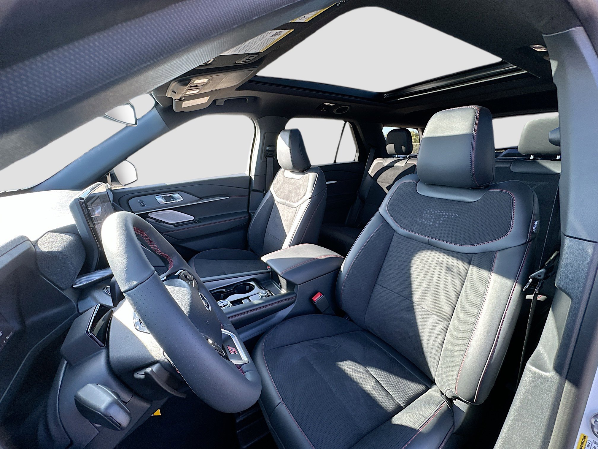 New 2026 Ford Explorer ST w/ Sun And Sound Package image 15