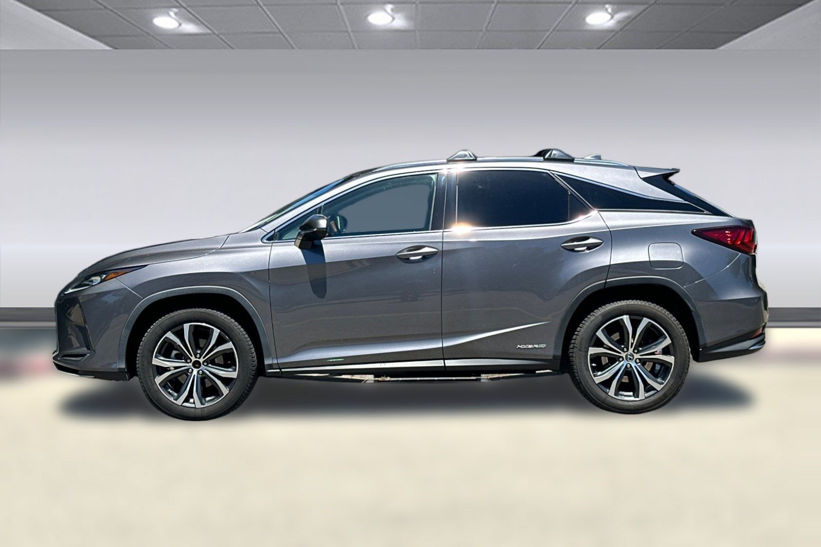 Used 2020 Lexus RX 450h AWD w/ Premium Package image 2