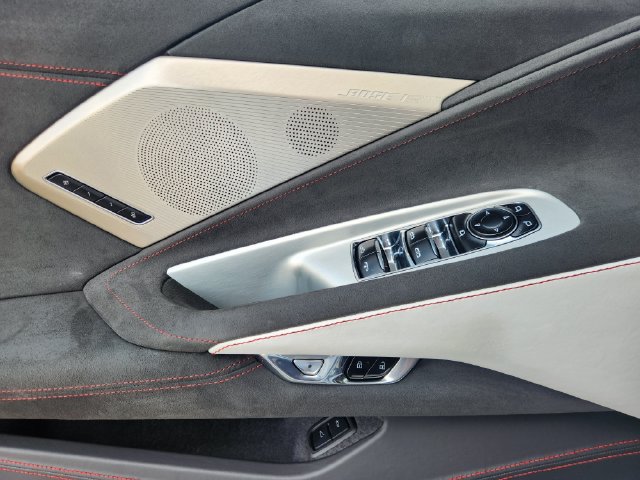 Used 2023 Chevrolet Corvette Stingray Premium Conv w/ Z51 Performance Package RWD image 28