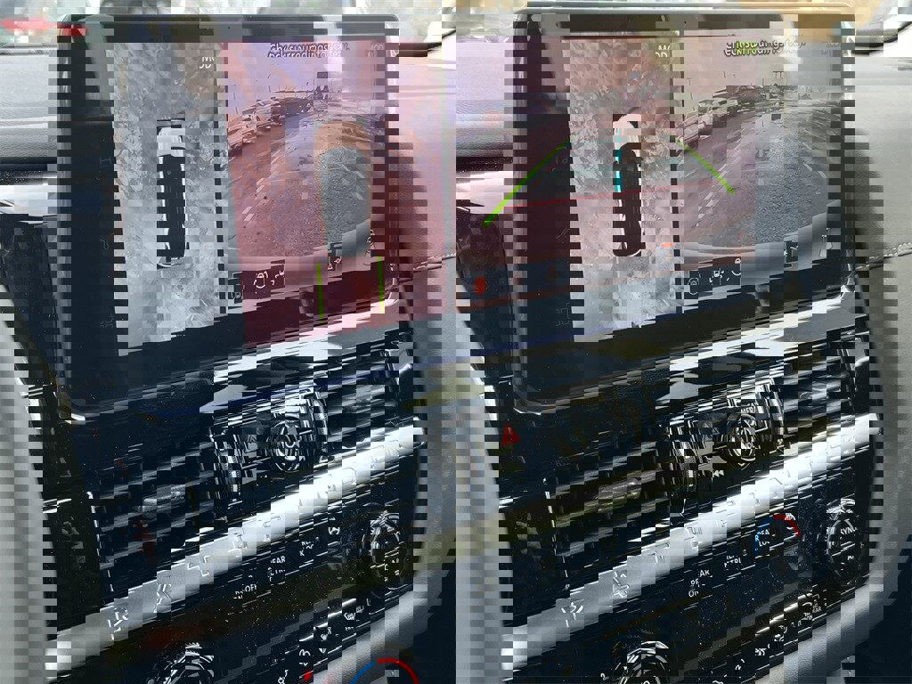 New 2026 Nissan Pathfinder SL image 22