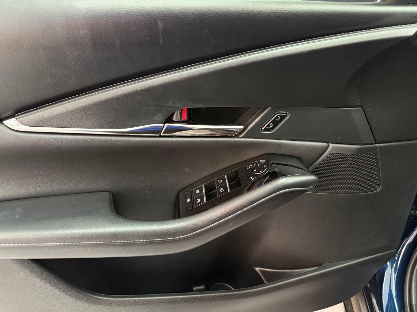 Used 2023 MAZDA CX-30 AWD 2.5 S w/ Preferred Package image 11