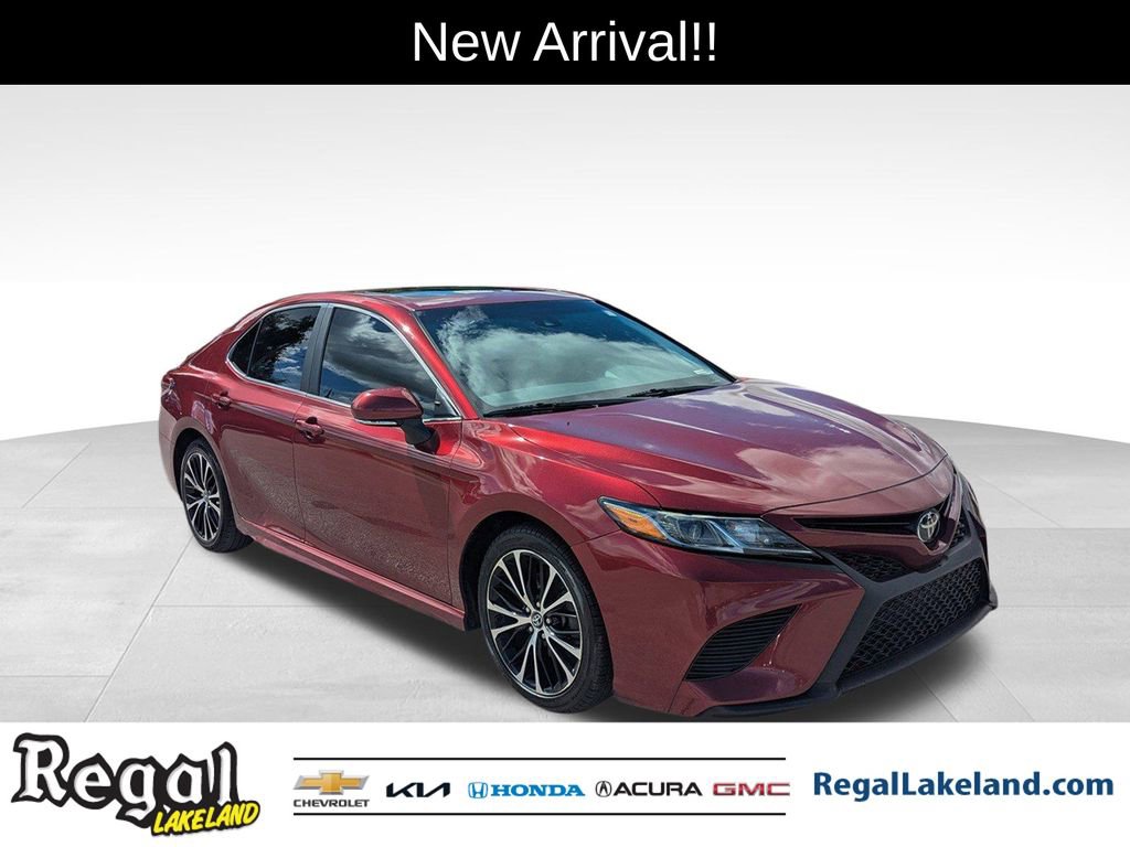 Used 2018 Toyota Camry SE w/ Audio Package