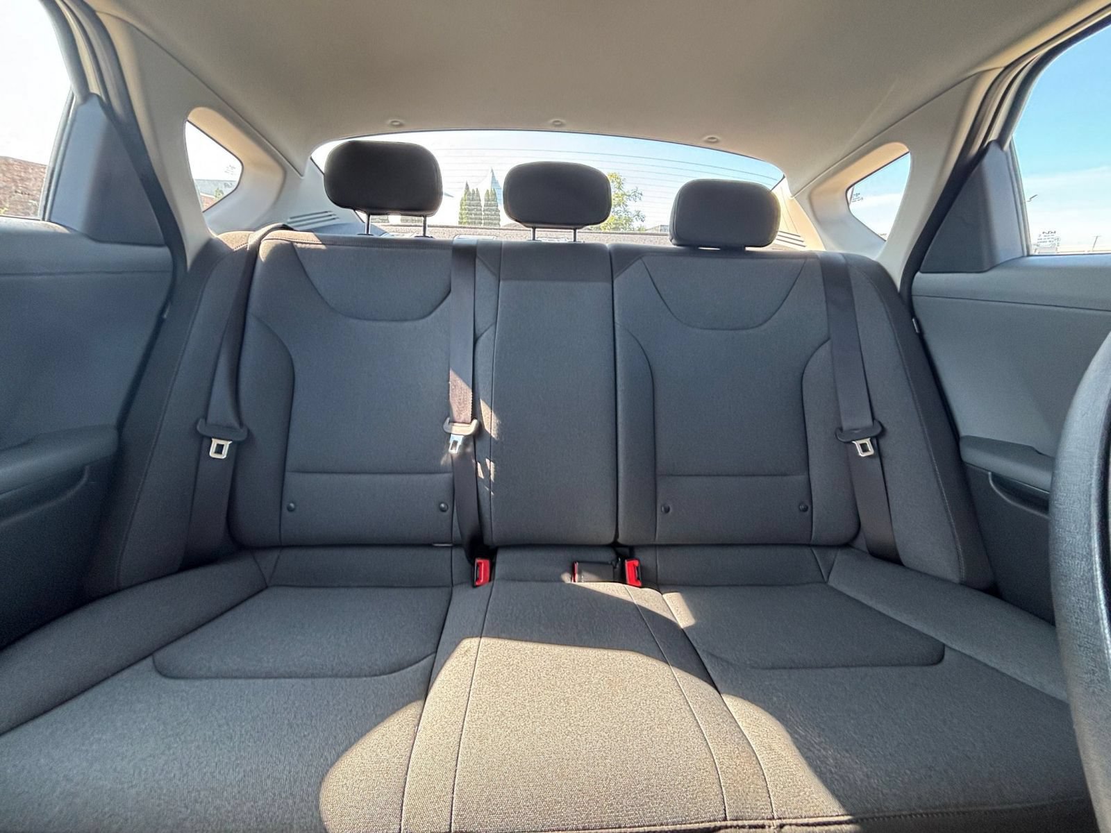 Used 2025 Kia K4 FWD image 35