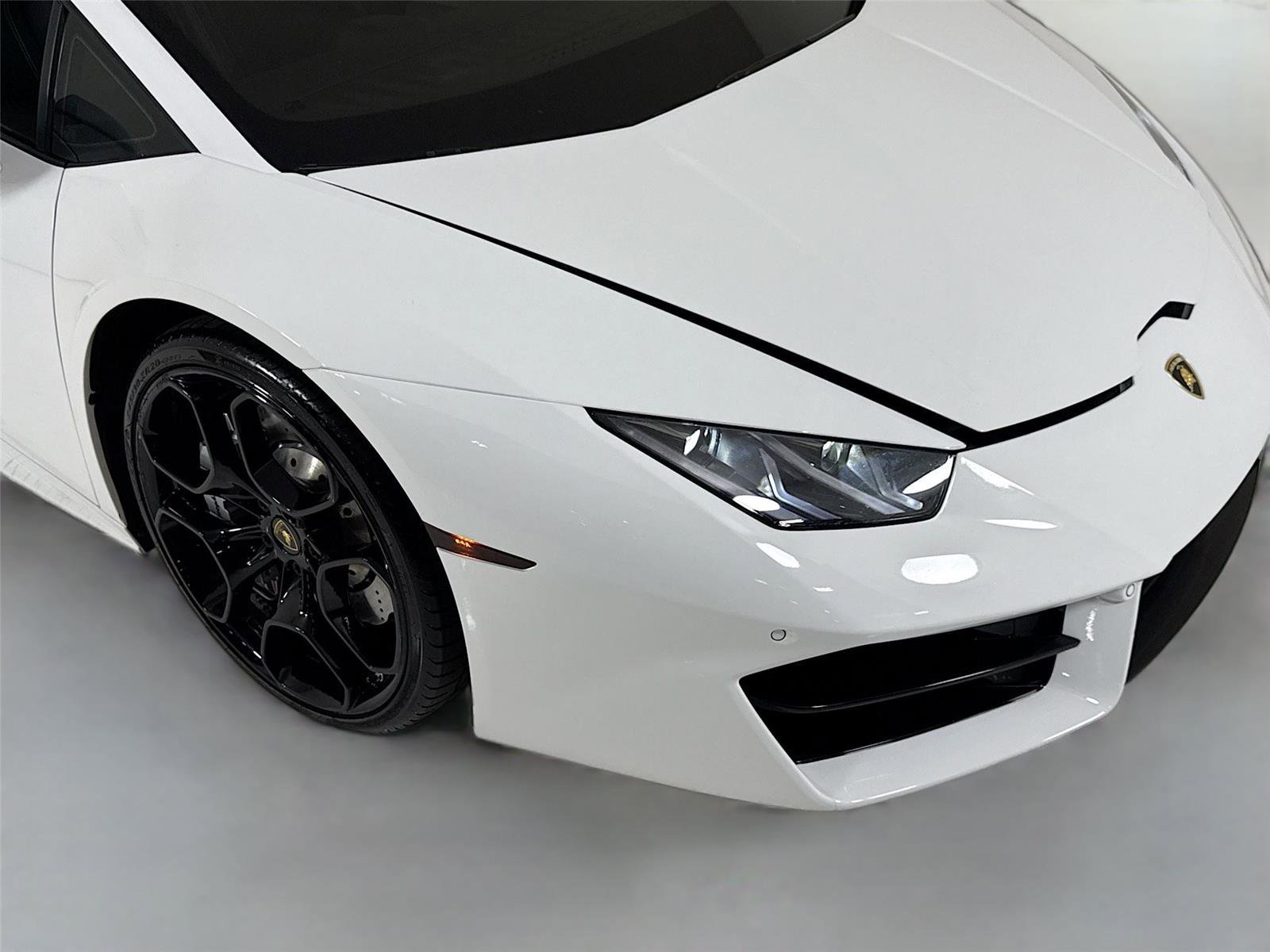 Used 2018 Lamborghini Huracan LP 580-2 image 35