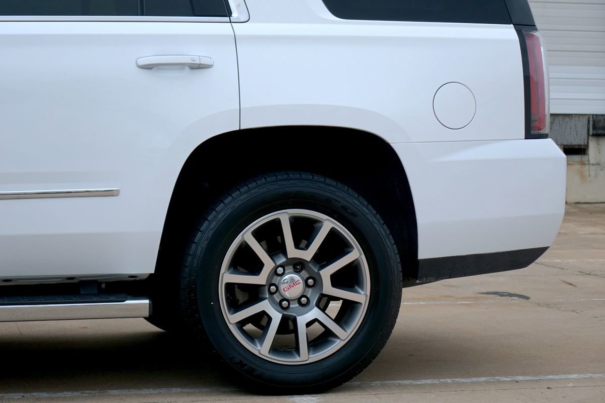 Used 2016 GMC Yukon Denali w/ Open Road Package AWD/4WD image 25