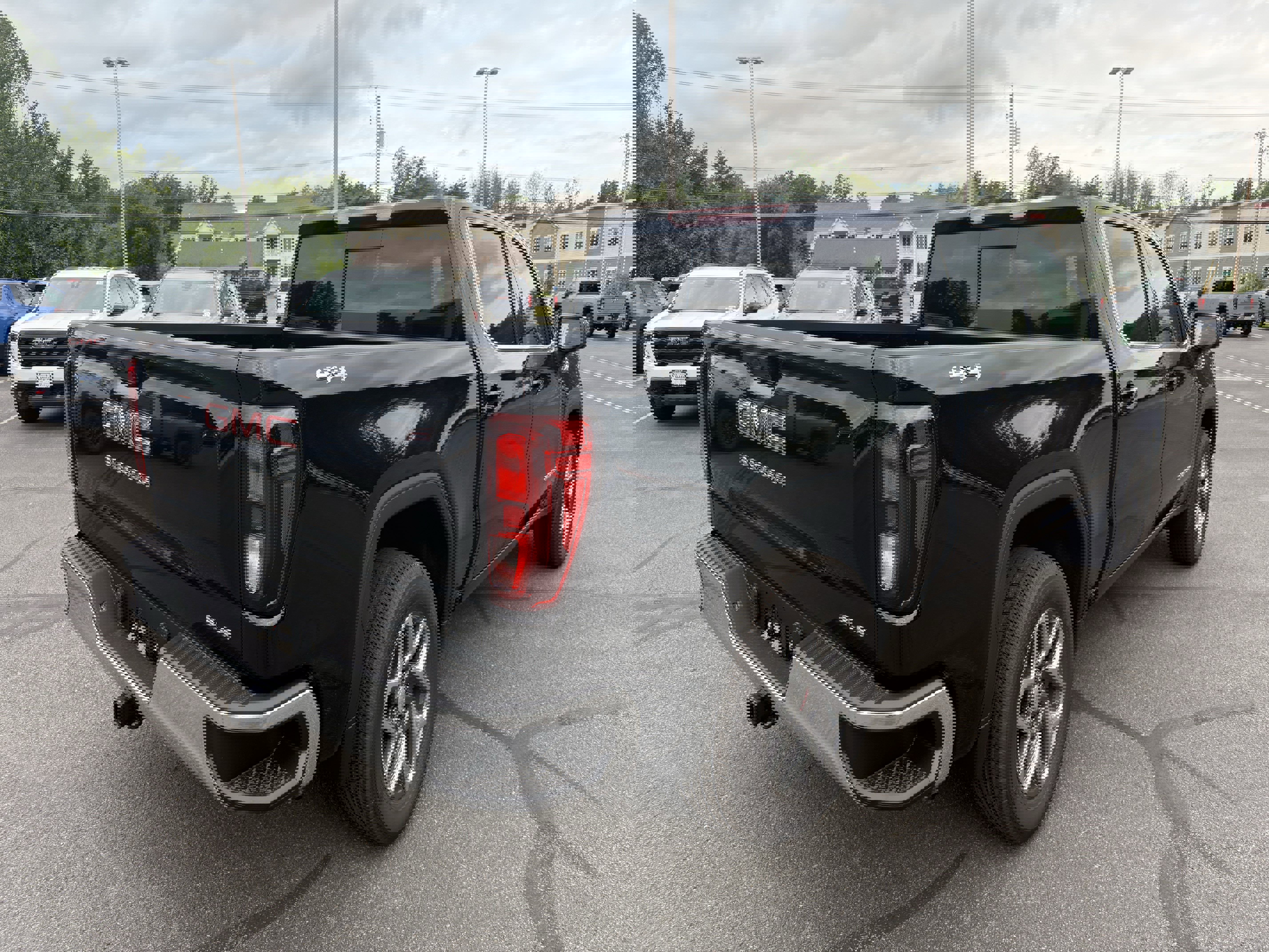 New 2025 GMC Sierra 1500 SLE w/ Preferred Package image 5