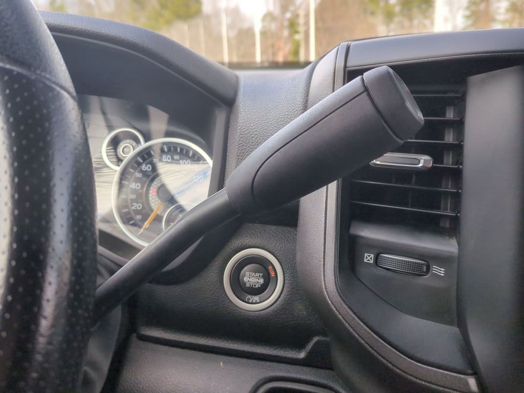 Used 2022 RAM 5500 Tradesman w/ Chrome Appearance Group image 22