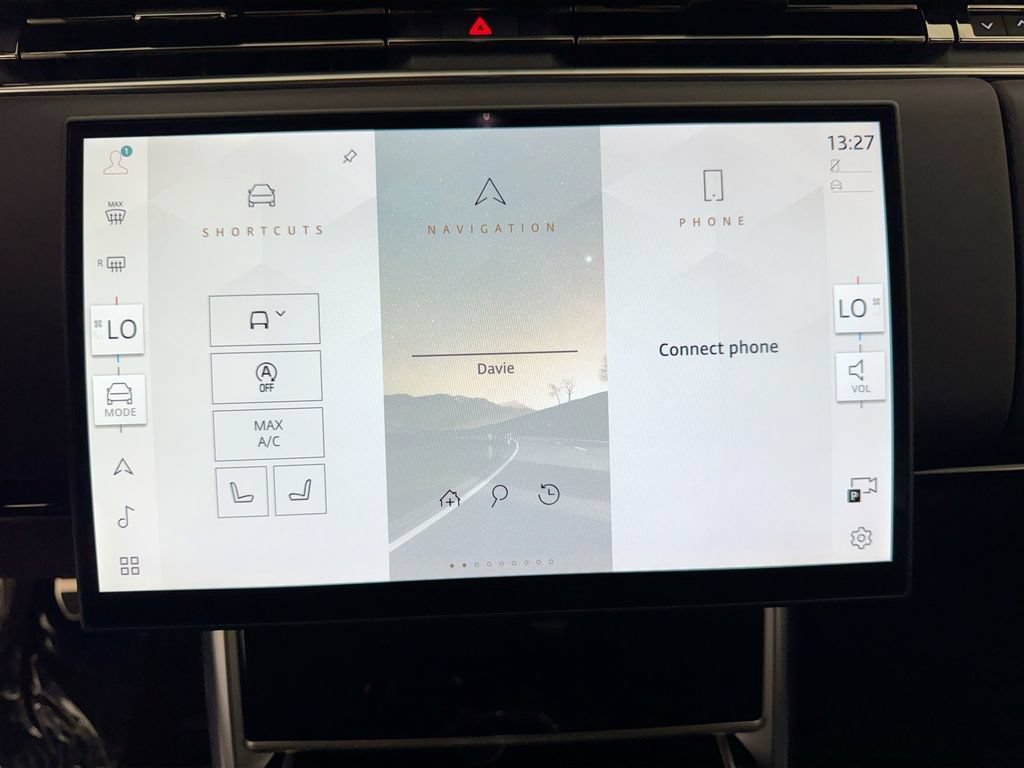 New 2026 Land Rover Range Rover SE AWD/4WD image 15